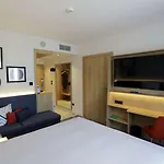 Hampton By Hilton 3*