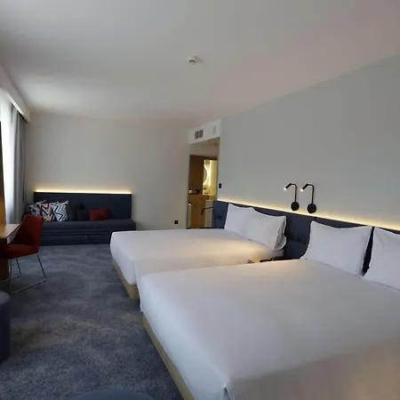 Hampton By Hilton Hotel 3*