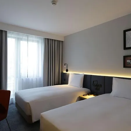 Hampton By Hilton 3* Όλστυν