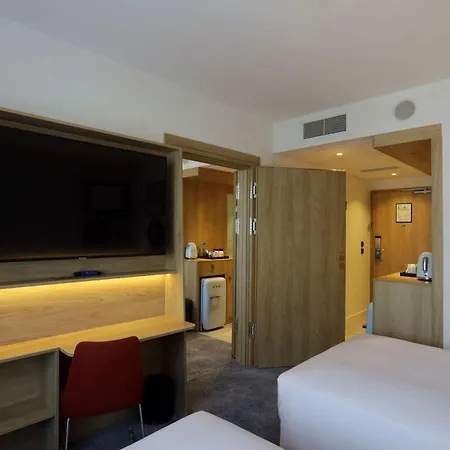 Hotel Hampton By Hilton