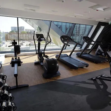 Hotel Hampton By Hilton 3*