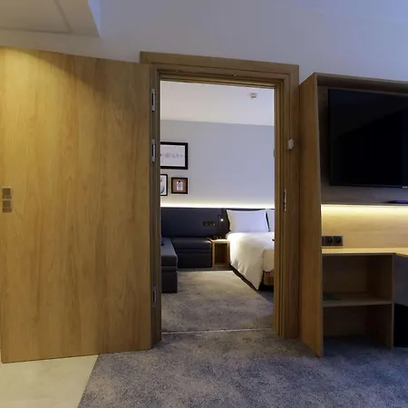 Hampton By Hilton Hotel