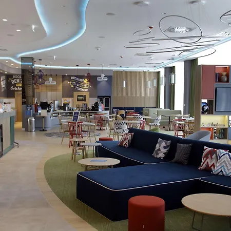 Hampton By Hilton Hotel 3*