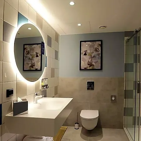 Hotel Hampton By Hilton