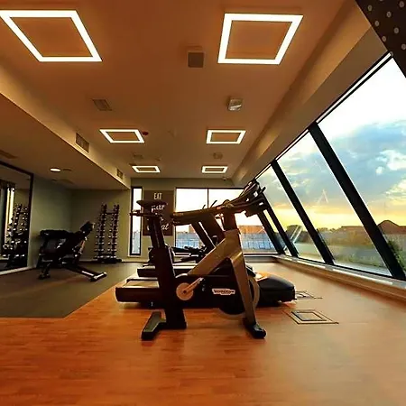 Hotel Hampton By Hilton 3*