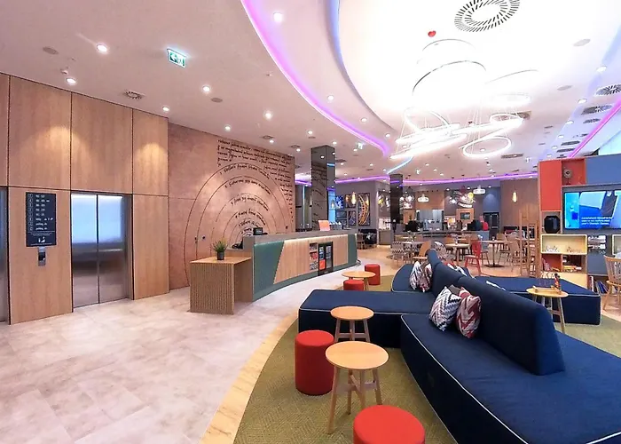 Hampton By Hilton 3*