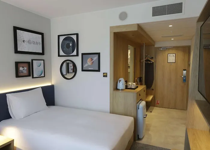 Hampton By Hilton 酒店