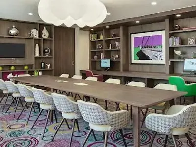 Hampton By Hilton 酒店 3*