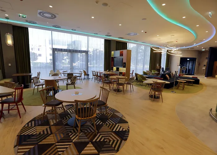 酒店 Hampton By Hilton 3*