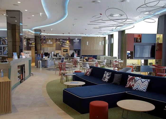 Hampton By Hilton Hotel 3*