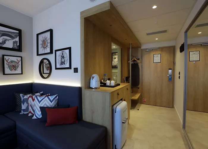 Hampton By Hilton Hotel